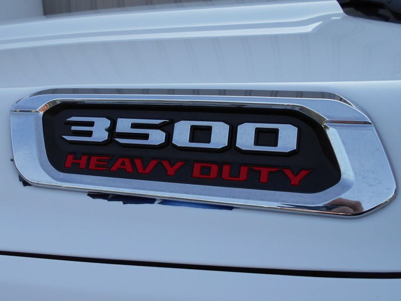 2019 RAM 3500 TradesmanImage 13