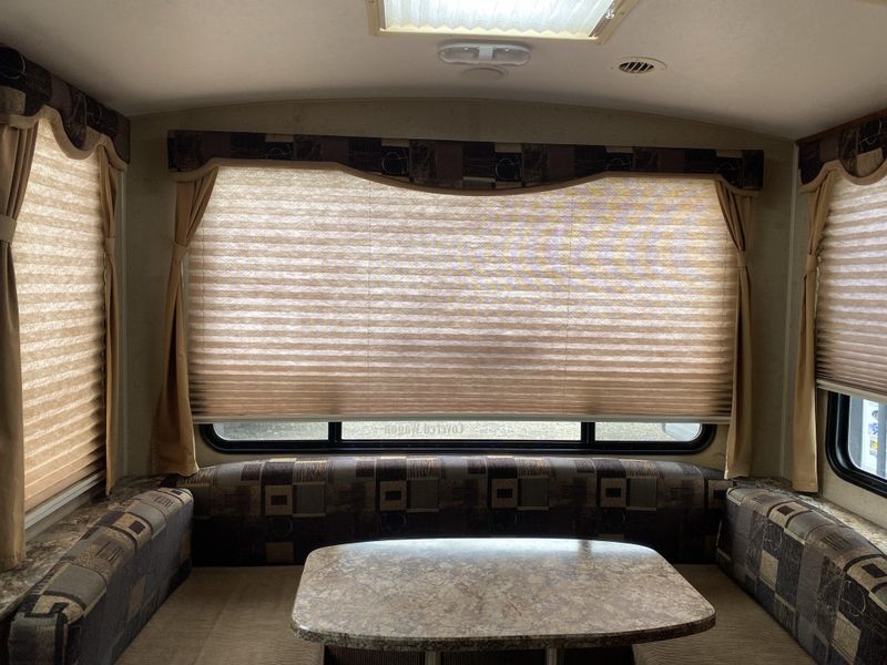 Used 2014 OUTDOORS RV CREEKSIDE 20FQ Image 14