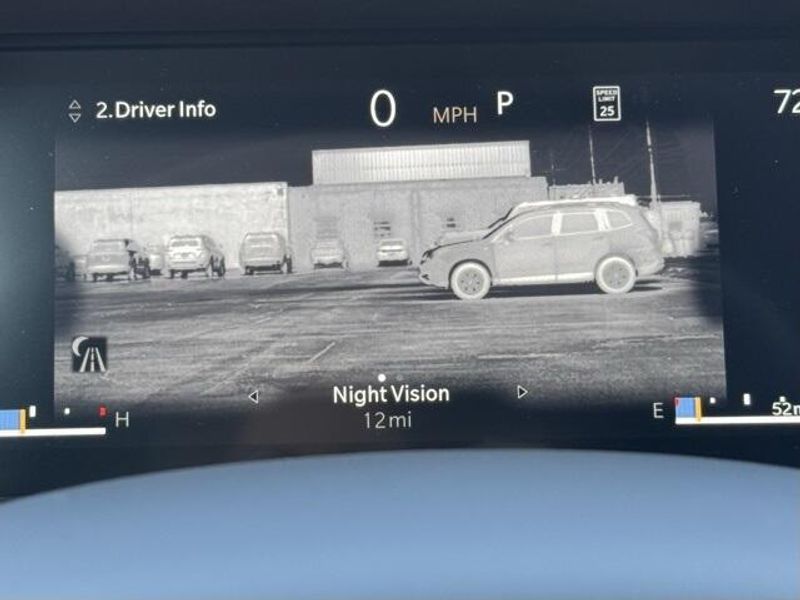 New 2025 Jeep Grand Cherokee Summit Reserve 4x4Image 17