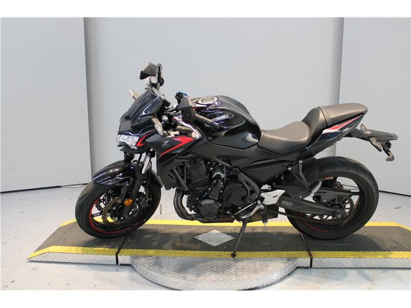 Used 2023 Kawasaki Z650 Image 2