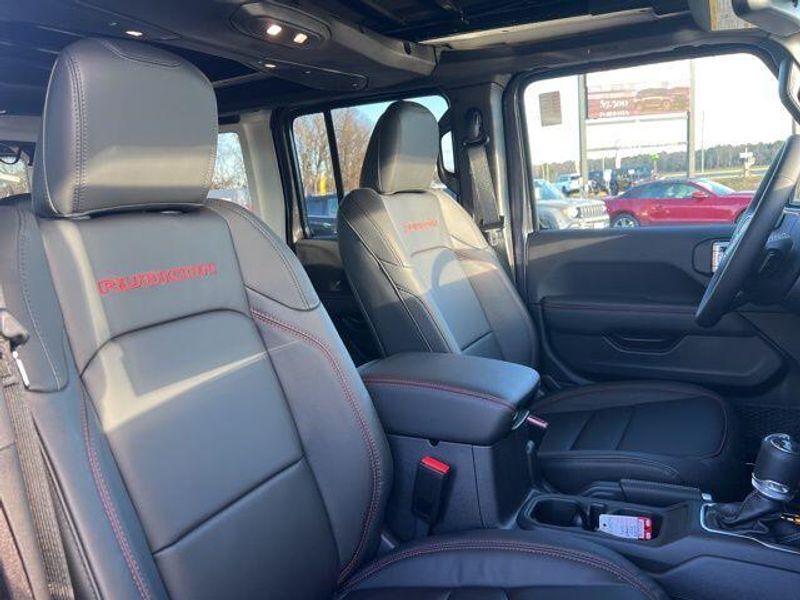 2025 Jeep Wrangler 4-door Rubicon