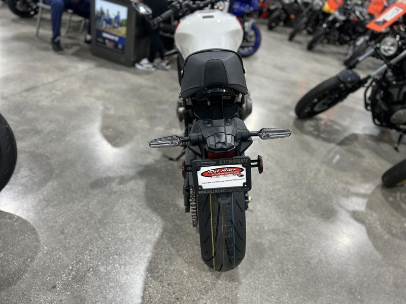 New 2025 Yamaha XSR900 Image 4