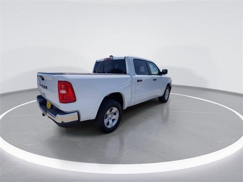 2025 RAM 1500 Big Horn Crew Cab 4x2 5