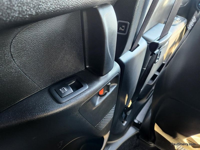 New 2026 Chrysler Voyager LX