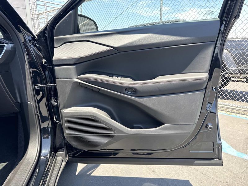 New 2026 Jeep Cherokee Limited 4x4