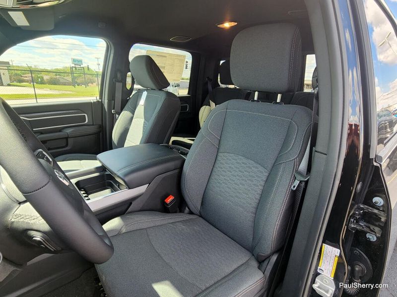 New 2026 RAM 3500 Big Horn Crew Cab 4x4 8' Box