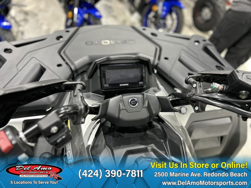 2024 CFMOTO CF600AU-3SA  in a VELOCITY GREY exterior color. Del Amo Motorsports of Redondo Beach (424) 304-1660 delamomotorsports.com 