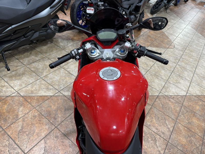 2020 Ducati SUPERSPORT S Image 4