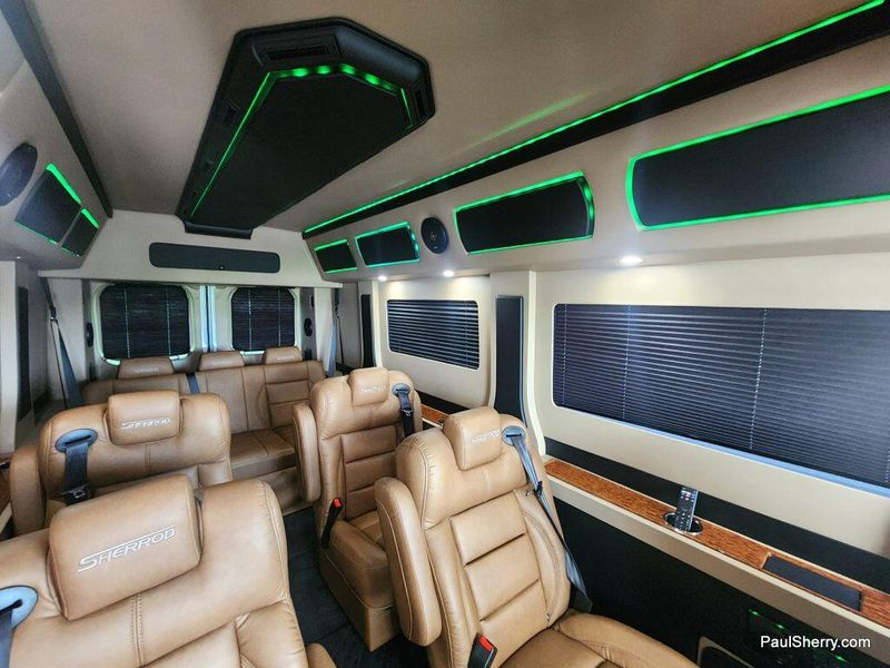 2024 RAM Promaster 3500 Slt+ Window Van High Roof 159