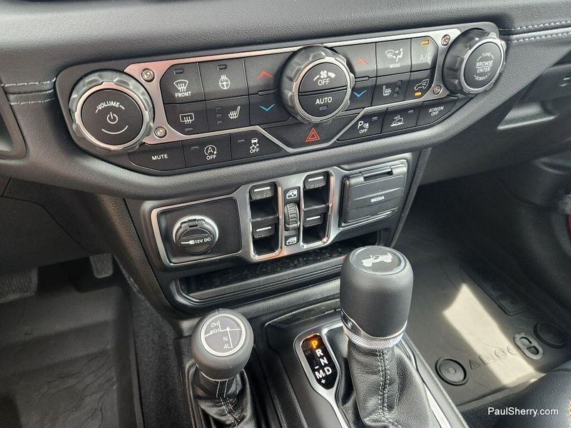 New 2025 Jeep Wrangler 4-door Sahara