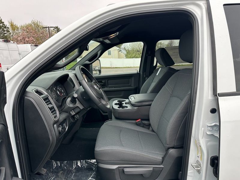 2024 RAM 2500 Tradesman Crew Cab 4x4 6