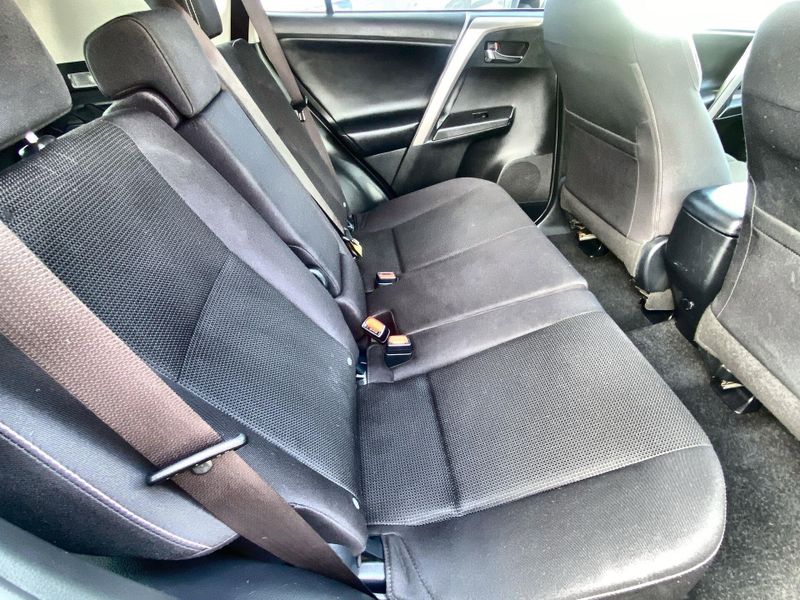 Used 2018 Toyota RAV4 XLEImage 25