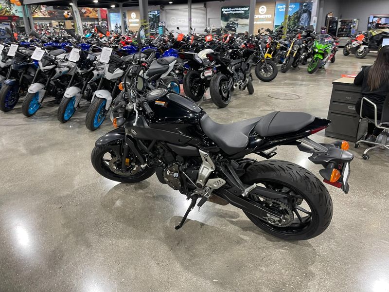 Used 2016 Yamaha FZ-07 Image 9