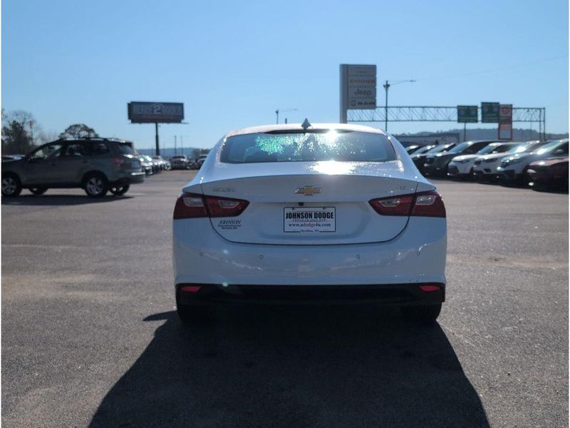 Used 2024 Chevrolet Malibu LTImage 4