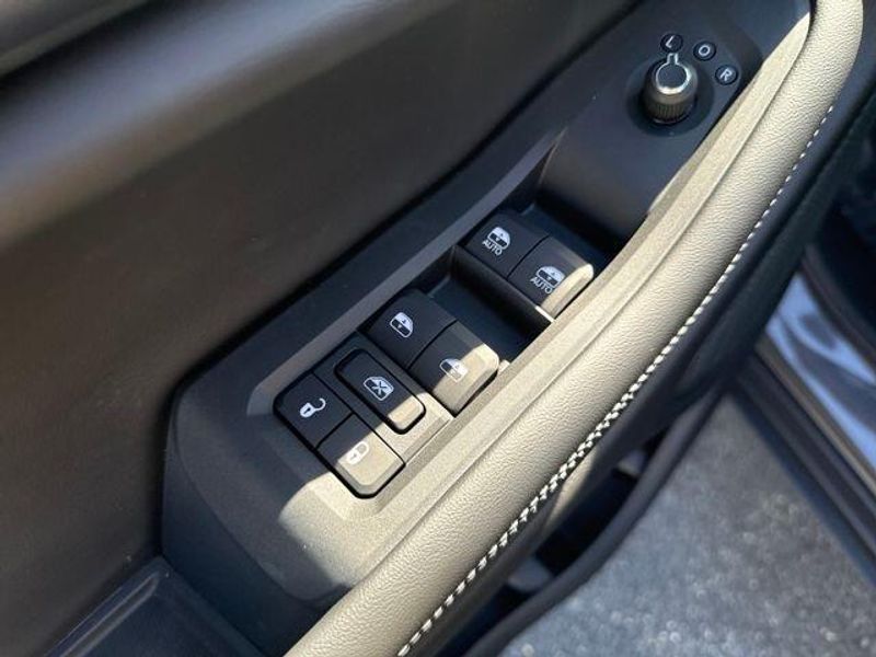 2025 Jeep Grand Cherokee Altitude X2025 Jeep Grand Cherokee L Altitude X 4x4