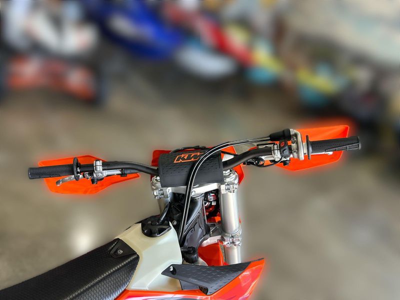New 2027 KTM 300 XC-W Image 15