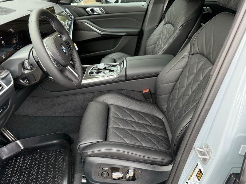 New 2026 BMW X5 M60iImage 19