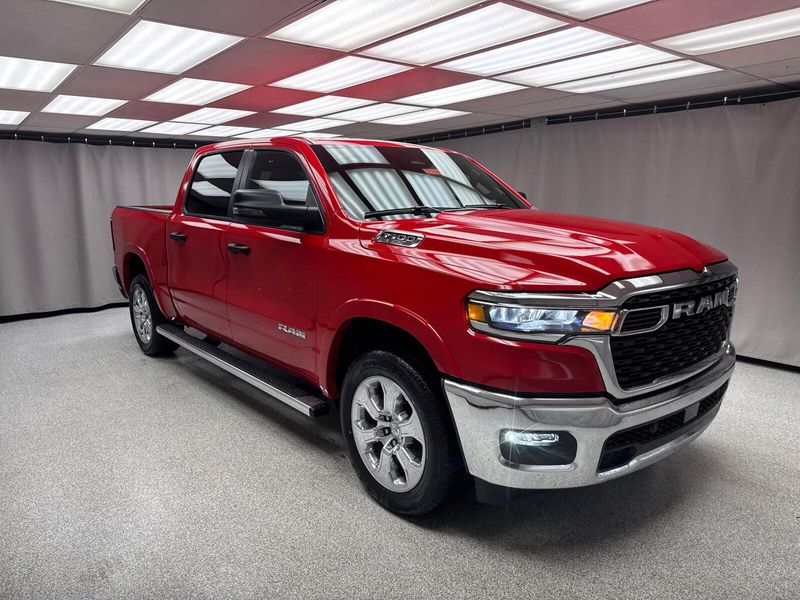 2025 RAM 1500 Big Horn Crew Cab 4x4 5