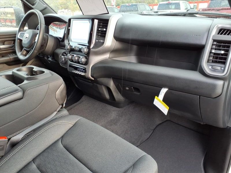 2026 Ram 1500 Tradesman photo 4