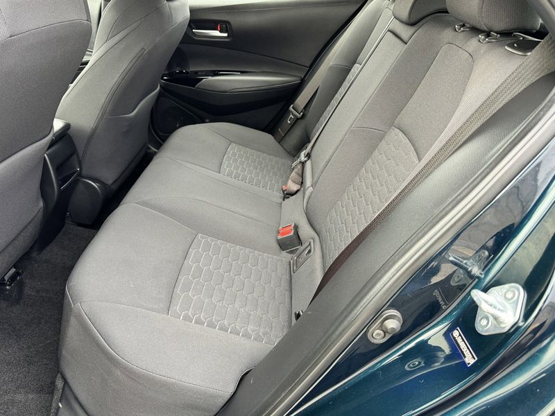 2019 Toyota Corolla Hatchback SEImage 31