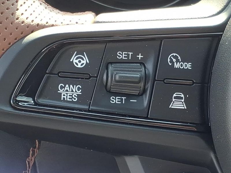 New 2025 Alfa Romeo Tonale IntensaImage 18