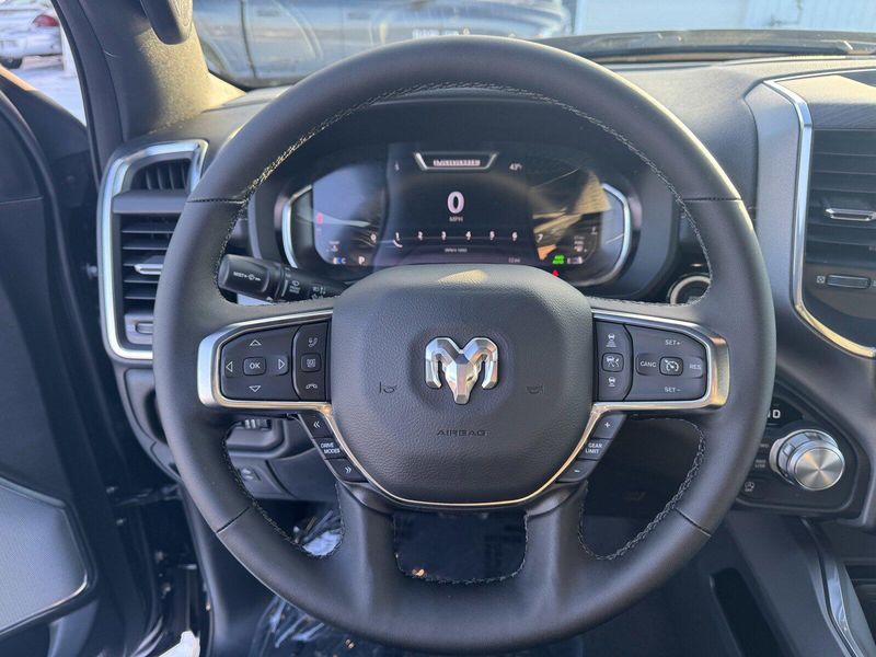 2025 RAM 1500 LaramieImage 17