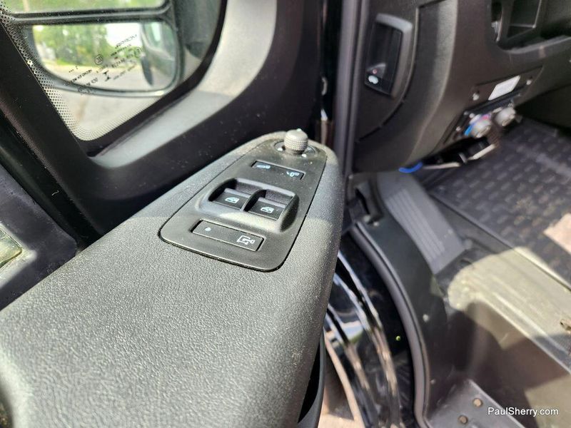 2023 RAM ProMaster 2500 Window Van High RoofImage 36