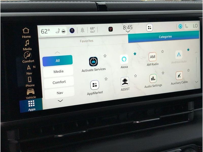 New 2025 Jeep Wrangler 4-door SaharaImage 14