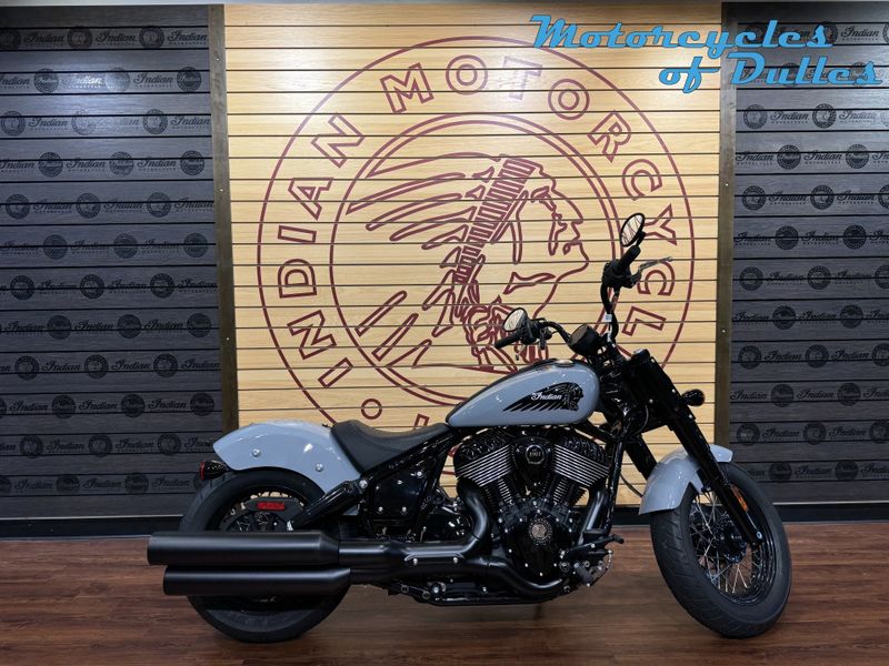 2024 Indian Motorcycle Chief Bobber Dark Horse  in a Storm Gray exterior color. Motorcycles of Dulles 571.934.4450 motorcyclesofdulles.com 