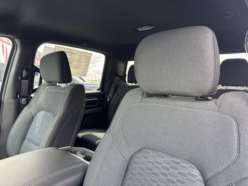 New 2026 RAM 1500 Big Horn Crew Cab 4x2 5'7' Box
