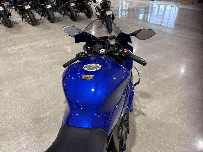New 2026 Yamaha YZF-R1 Image 25