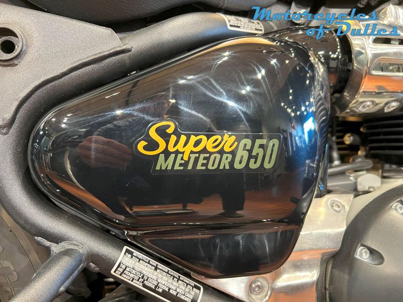 2024 Royal Enfield Super Meteor 650 Image 14