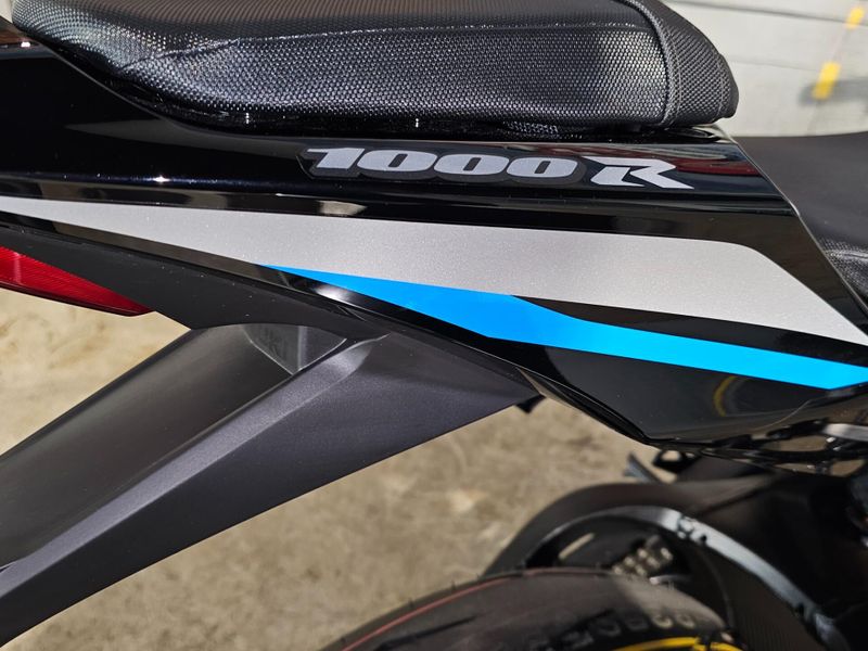 New 2025 Suzuki GSX-R1000 Image 12