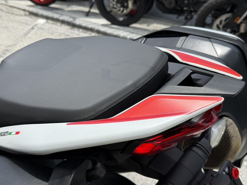 2024 Ducati Multistrada V4 RS