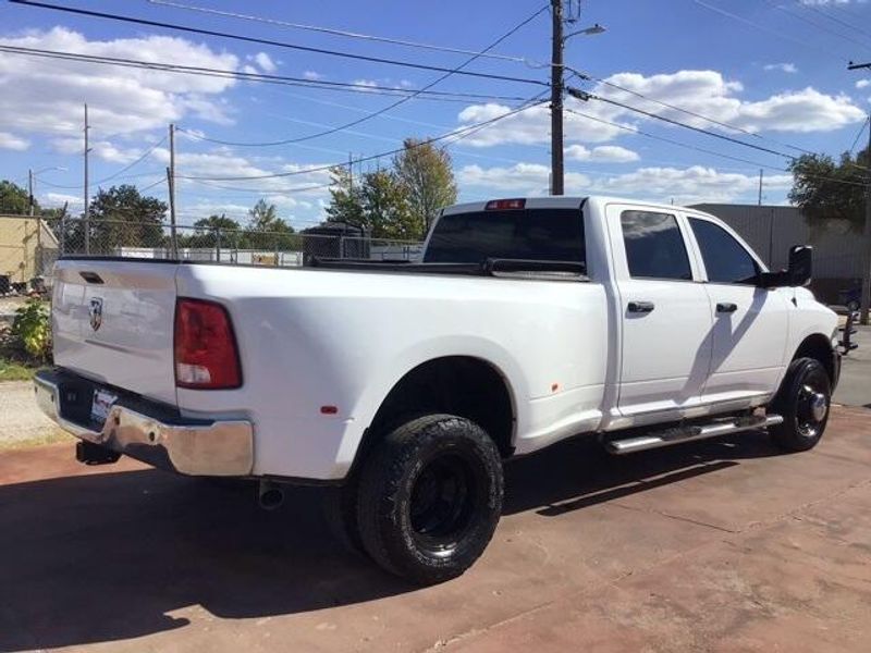 2018 RAM 3500 TradesmanImage 5