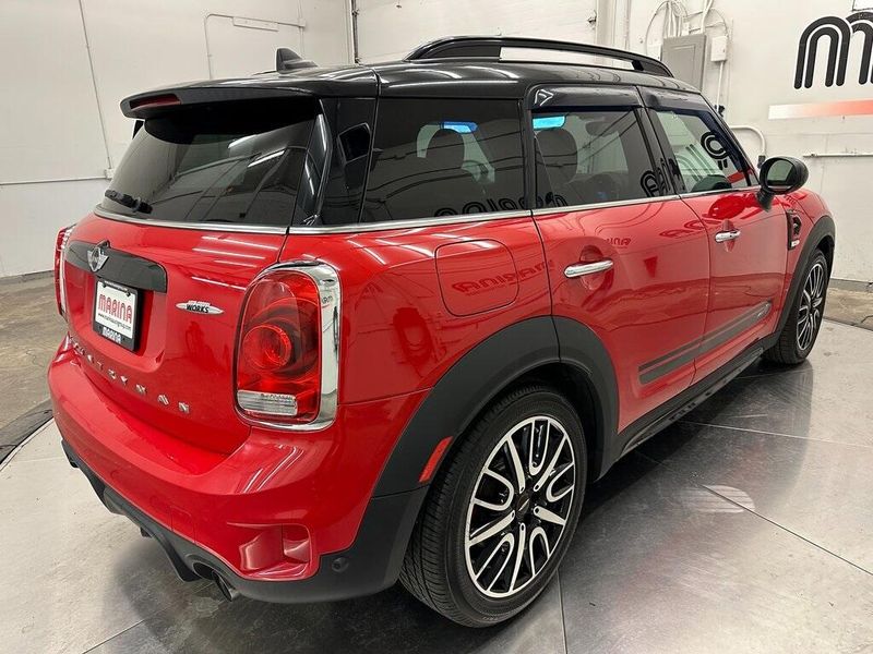 2018 MINI Countryman BaseImage 16