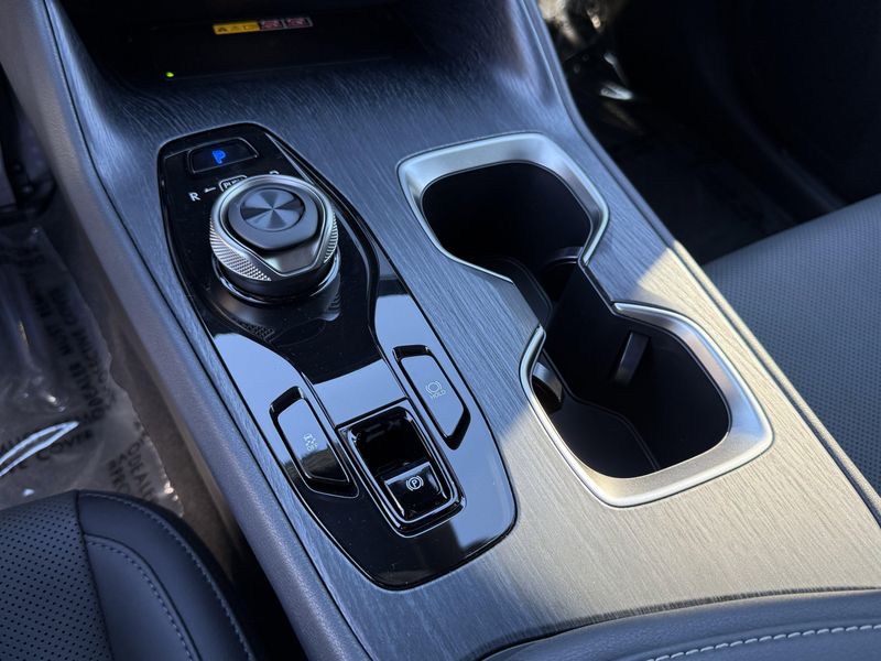 New 2026 Lexus RZ 350eImage 22