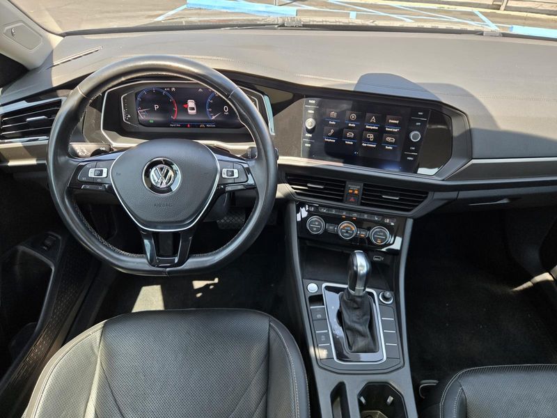 Used 2019 Volkswagen Jetta SEL Premium