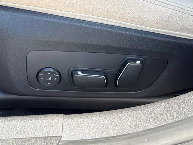 Used 2026 BMW 3 Series 330iImage 21