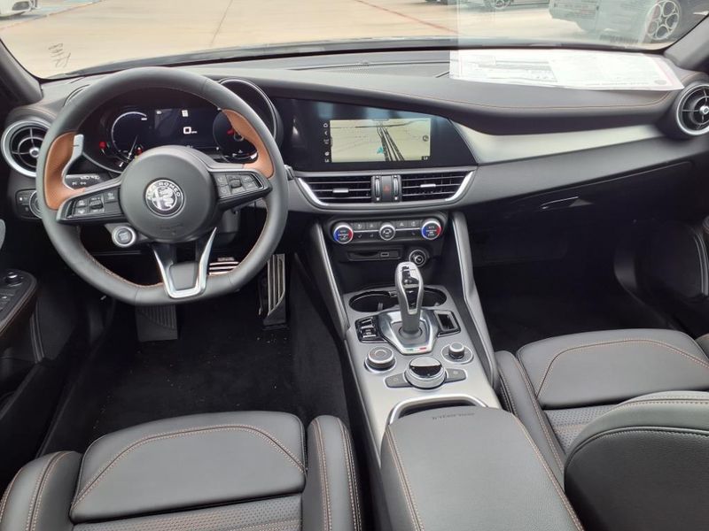 New 2025 Alfa Romeo Giulia Image 13