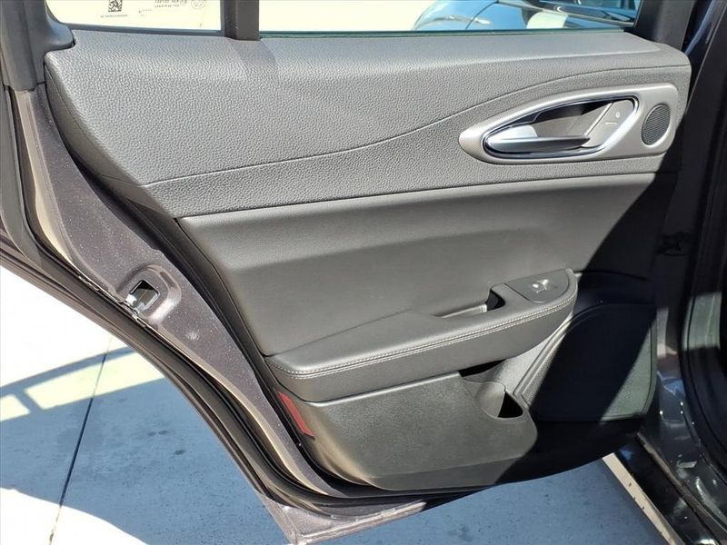 New 2025 Alfa Romeo Giulia RwdImage 14