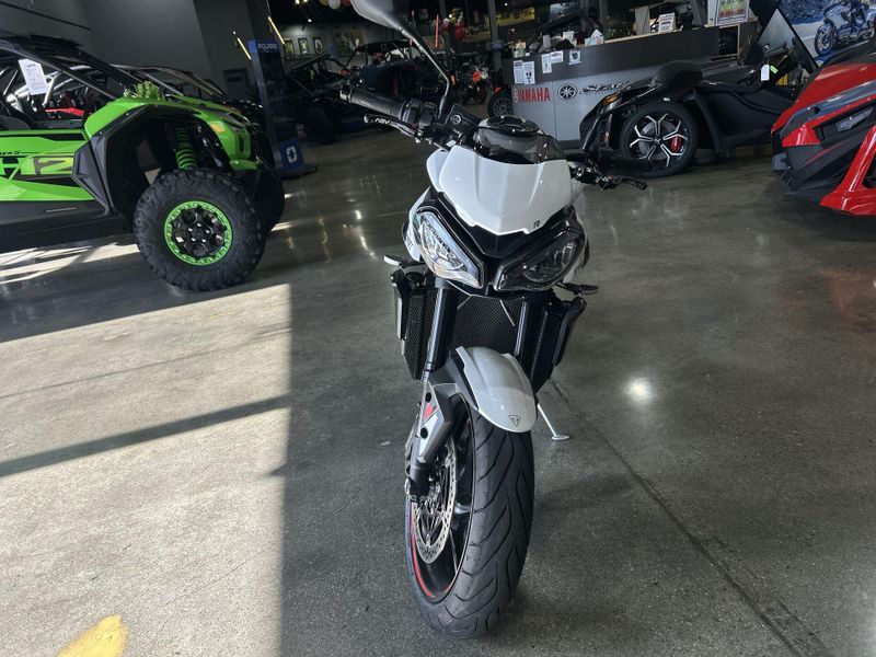 Used 2024 Triumph STREET TRIPLE 675 R Image 21