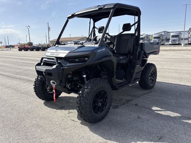 New 2026 Can-Am DEFENDER XT HD11 