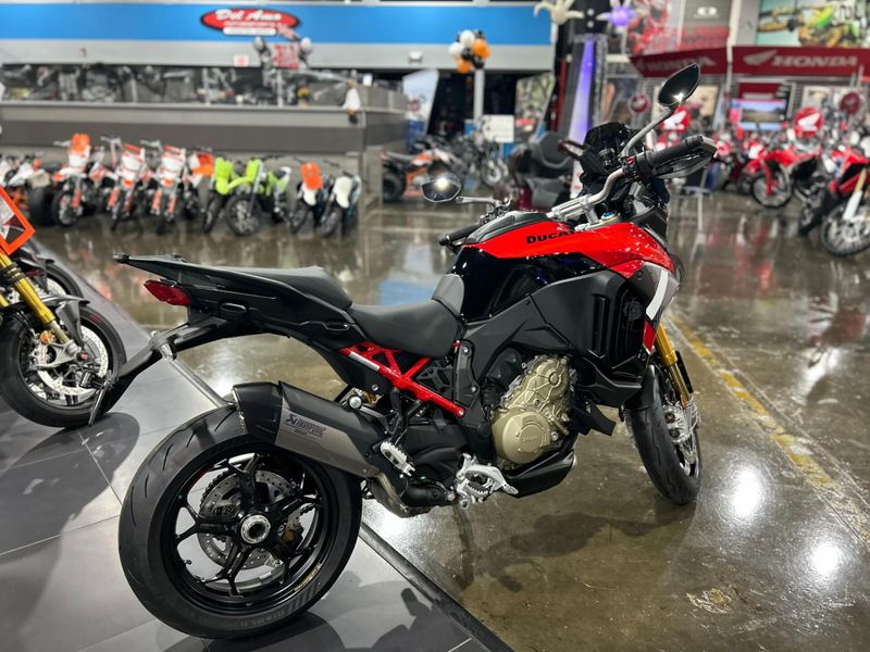 New 2026 Ducati MULTISTRADA V4 PIKES PEAK Image 20