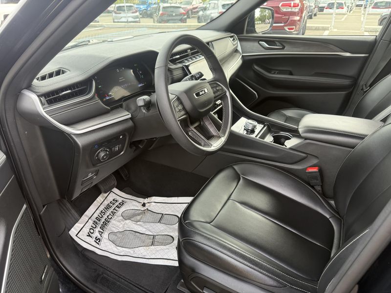 2024 Jeep Grand Cherokee Limited 4xe photo 7