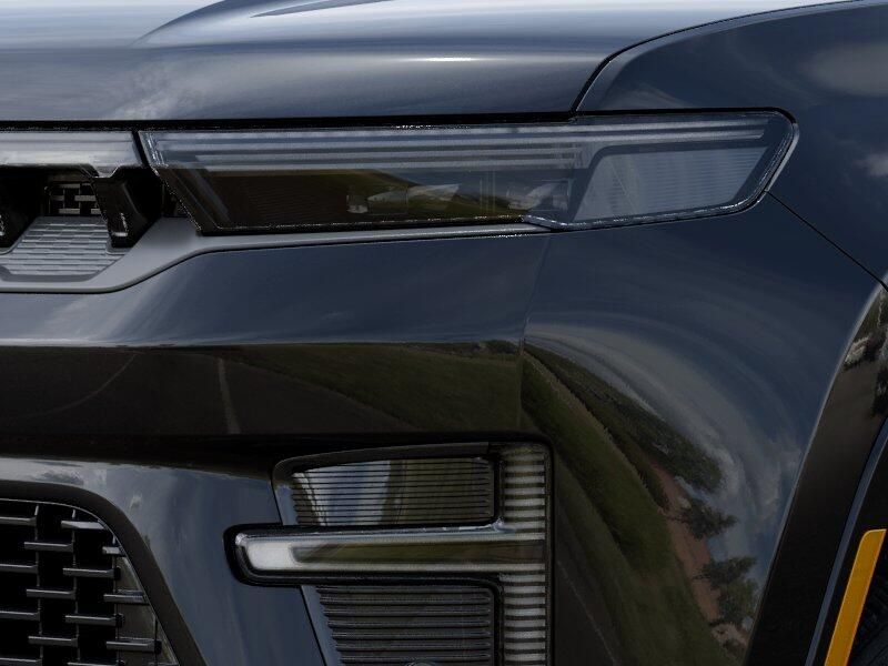 2026 Jeep Grand Wagoneer Summit Reserve 4x4Image 10