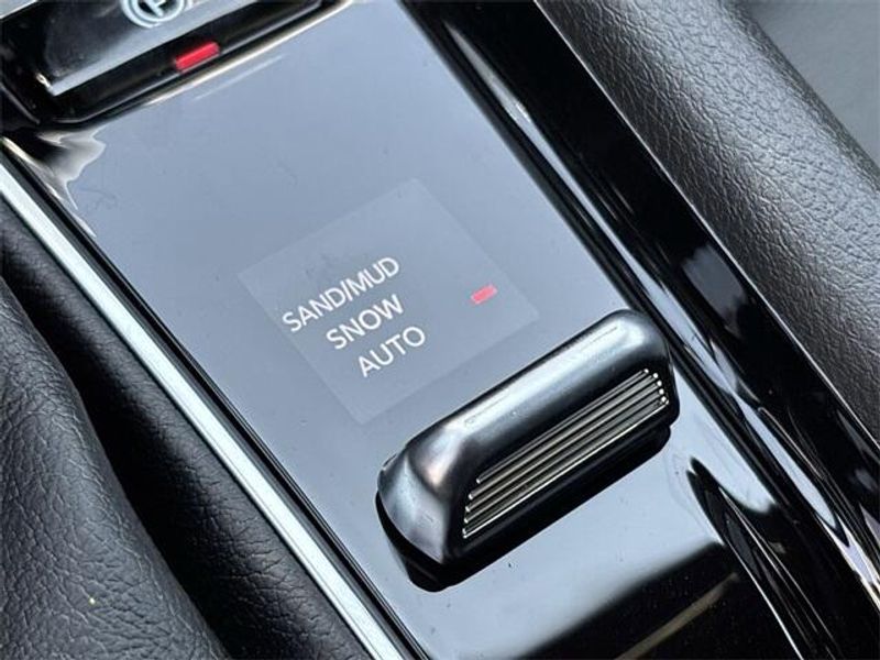 2025 Jeep Compass Latitude 4x4Image 21