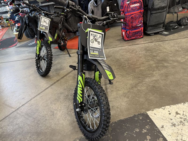 2025 RAWRR MANTIS MINI RImage 4