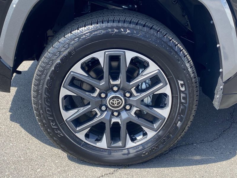 2024 Toyota Tundra LimitedImage 10