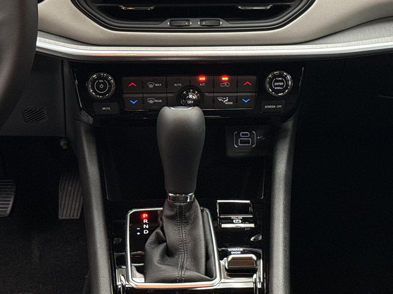 New 2026 Jeep Compass Limited 4x4Image 10